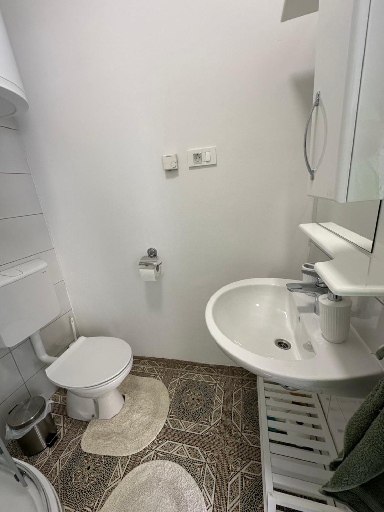 Apartamento Om Yoga Center Slovenska Bistrica Exterior foto